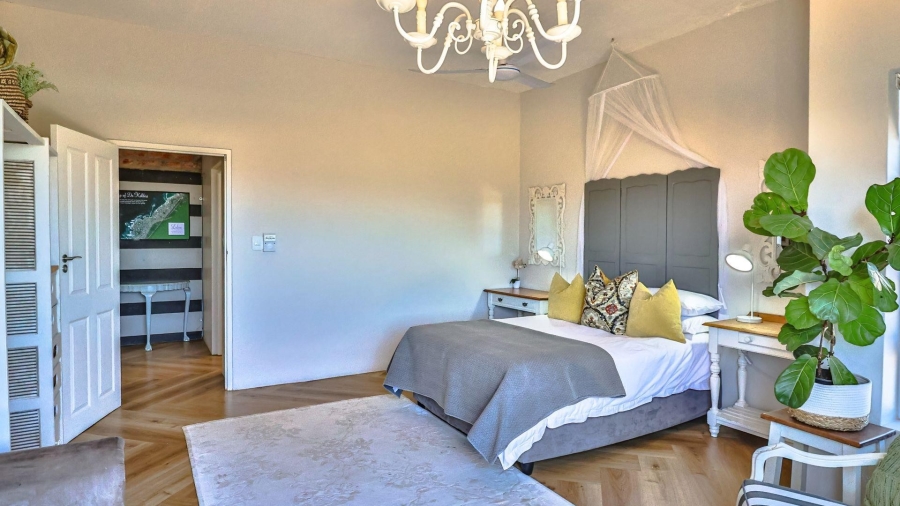 4 Bedroom Property for Sale in De Kelders Western Cape